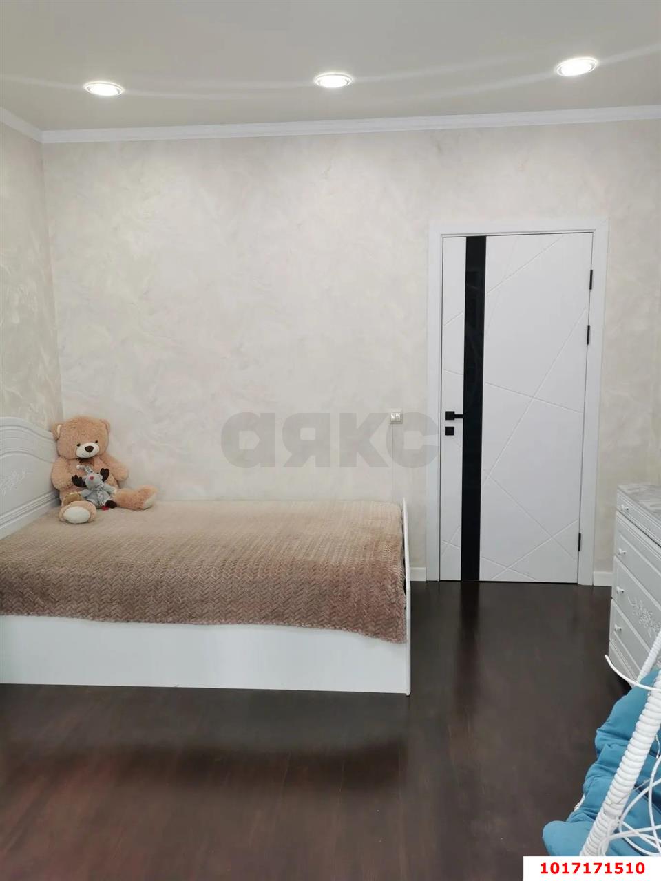 Фото №8: 3-комнатная квартира 80&nbsp;м², 1/16&nbsp;эт. - Краснодар, Прикубанский внутригородской округ, ЖК Кубанский, мкр. Завод Измерительных Приборов, ул. Зиповская, 46
