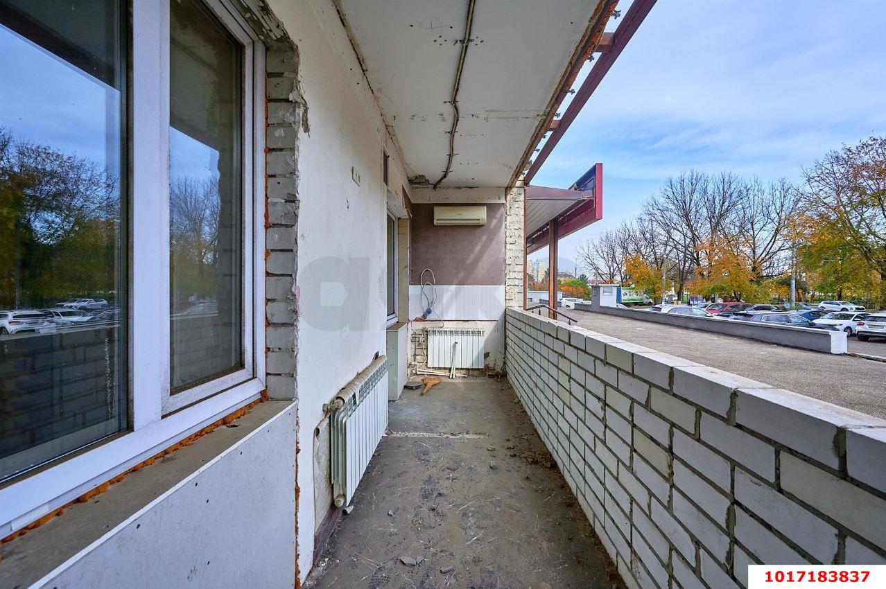 Фото №13: 1-комнатная квартира 45&nbsp;м², 1/11&nbsp;эт. - Краснодар, Карасунский внутригородской округ, мкр. Гидростроителей, ул. имени Игнатова, 2