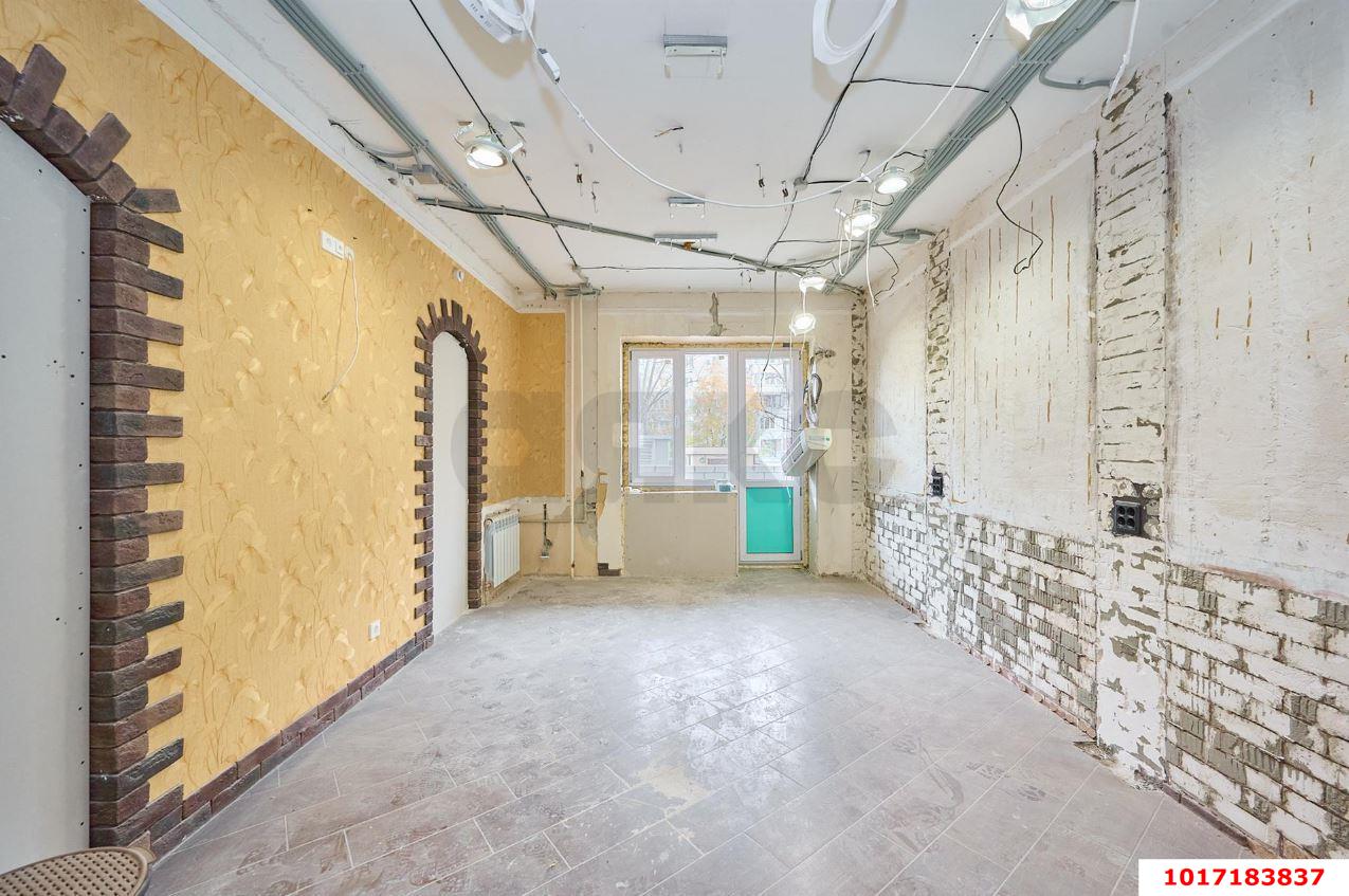 Фото №2: 1-комнатная квартира 45&nbsp;м², 1/11&nbsp;эт. - Краснодар, Карасунский внутригородской округ, мкр. Гидростроителей, ул. имени Игнатова, 2
