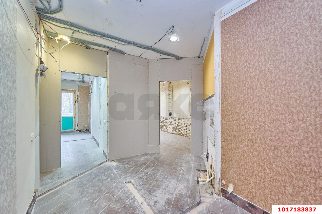 Фото №9: 1-комнатная квартира 45&nbsp;м², 1/11&nbsp;эт. - Краснодар, Карасунский внутригородской округ, мкр. Гидростроителей, ул. имени Игнатова, 2