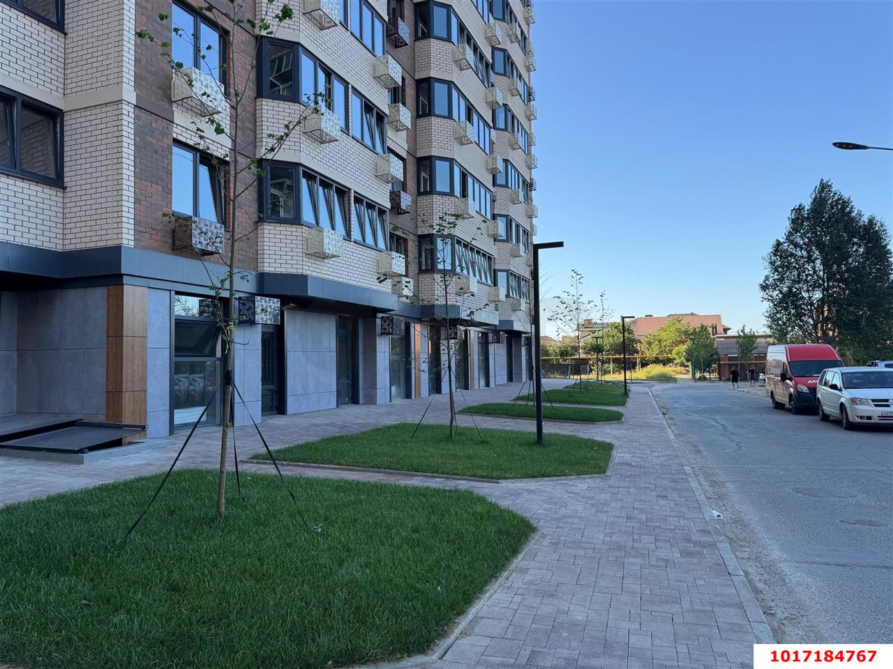 Фото №6: Торговое помещение 52&nbsp;м², 1/19&nbsp;эт. - Краснодар, Прикубанский внутригородской округ, имени Петра Метальникова, мкр. ЖК Лучший, ул. Ростовское шоссе, 30/6к1