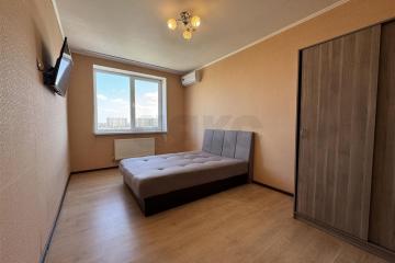Фото №1: 2-комнатная квартира 52 м², 13/16 эт. - Краснодар, мкр. Завод Радиоизмерительных Приборов, пер. Гаражный, 9