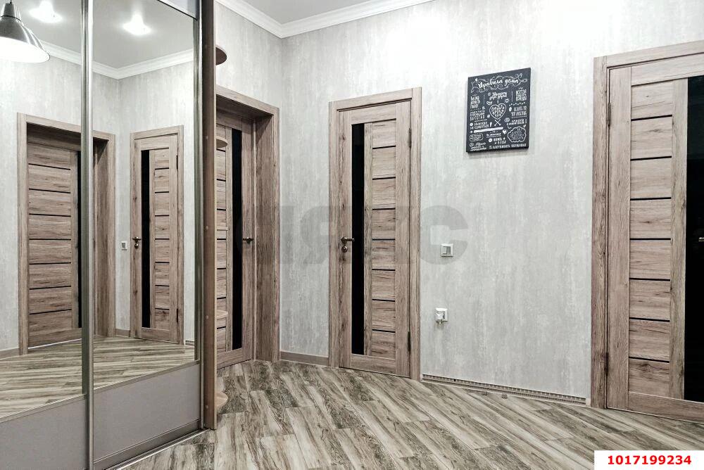 Фото №9: 2-комнатная квартира 80&nbsp;м², 3/16&nbsp;эт. - Краснодар, Западный внутригородской округ, мкр. Юбилейный, ул. 70-летия Октября, 1/3