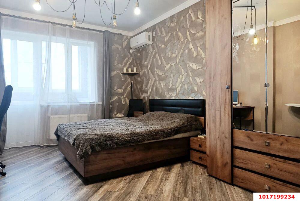 Фото №5: 2-комнатная квартира 80&nbsp;м², 3/16&nbsp;эт. - Краснодар, Западный внутригородской округ, мкр. Юбилейный, ул. 70-летия Октября, 1/3