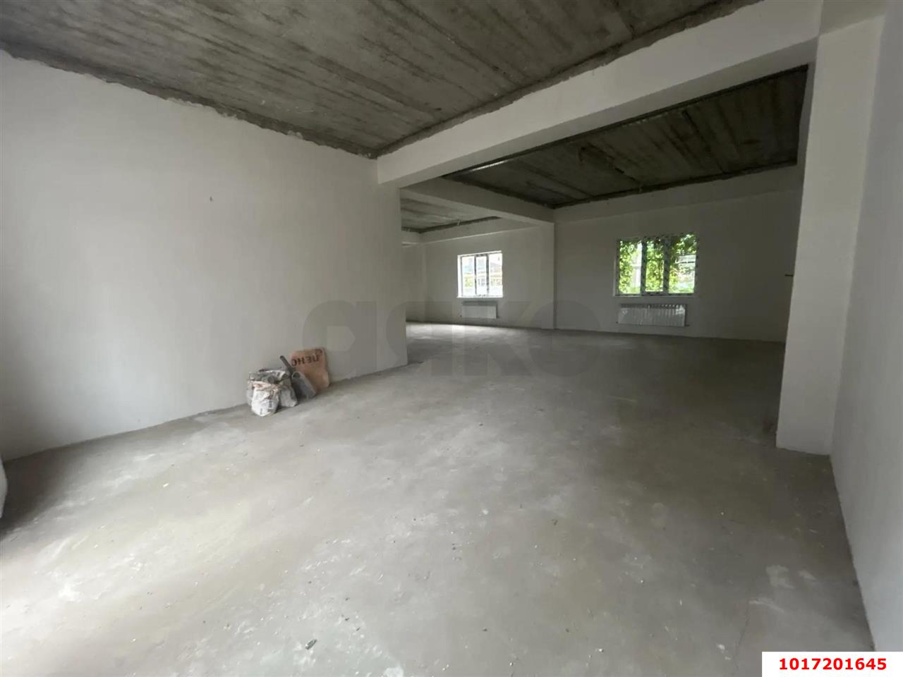Фото №4: Торговое помещение 124&nbsp;м², 1/3&nbsp;эт. - Краснодар, Прикубанский внутригородской округ, мкр. КП Изумрудный Город, ул. 2-я Ямальская, 7