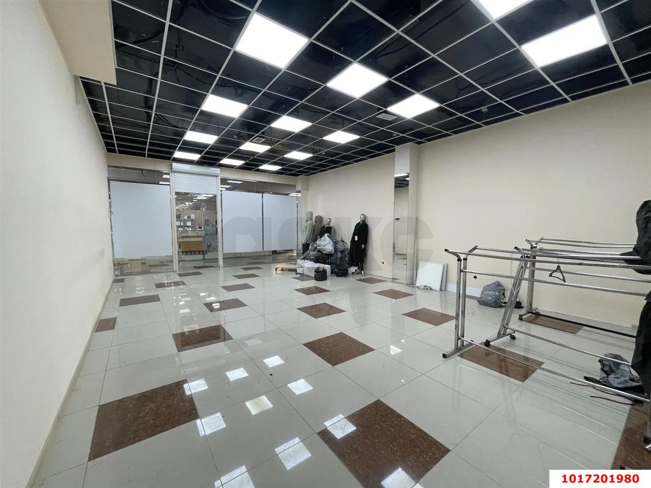 Фото №7: Торговое помещение 350&nbsp;м², 1/2&nbsp;эт. - Славянск-на-Кубани, ул. Ковтюха, 19