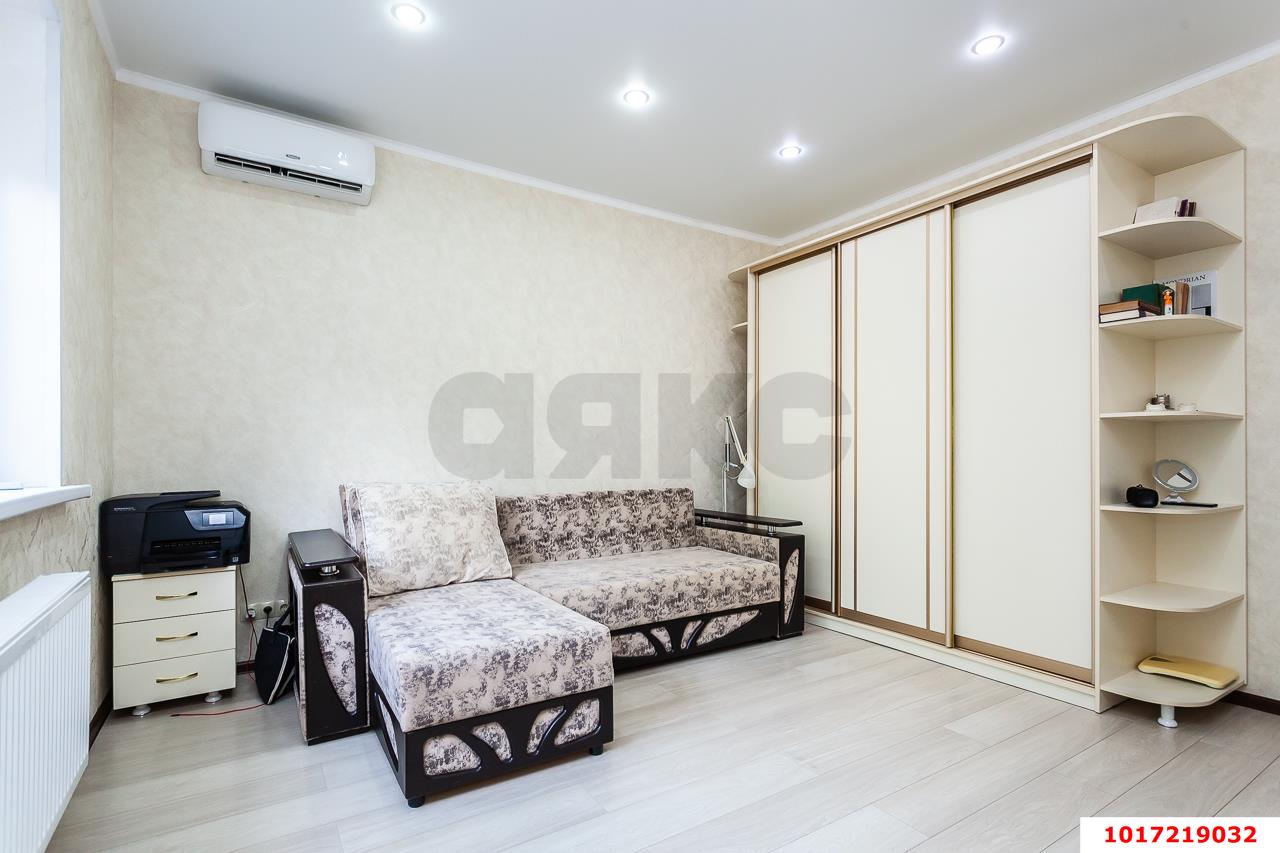 Фото №5: 2-комнатная квартира 60&nbsp;м², 1/20&nbsp;эт. - Краснодар, Западный внутригородской округ, мкр. Юбилейный, ул. 70-летия Октября, 1/6