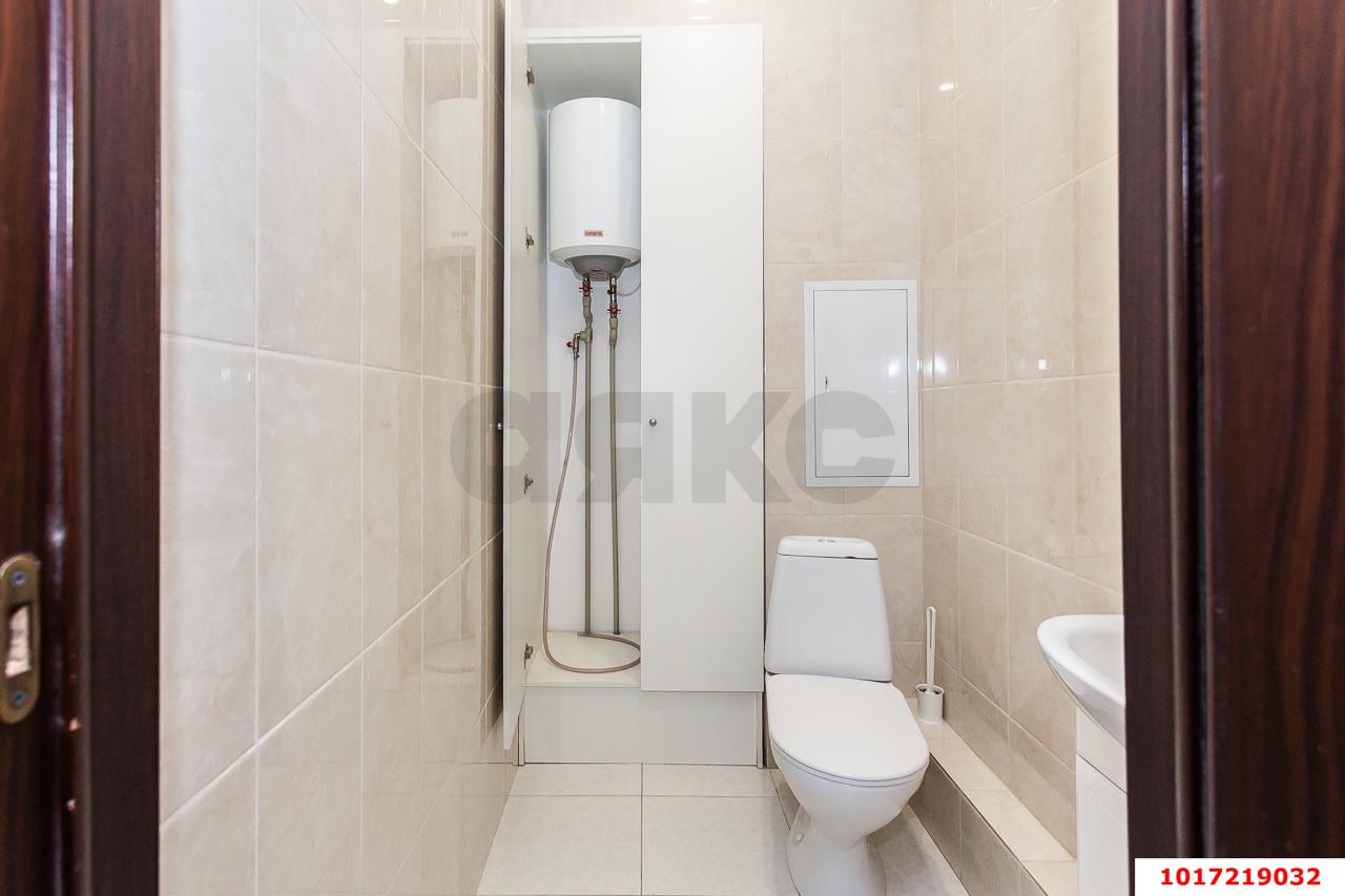 Фото №10: 2-комнатная квартира 60&nbsp;м², 1/20&nbsp;эт. - Краснодар, Западный внутригородской округ, мкр. Юбилейный, ул. 70-летия Октября, 1/6