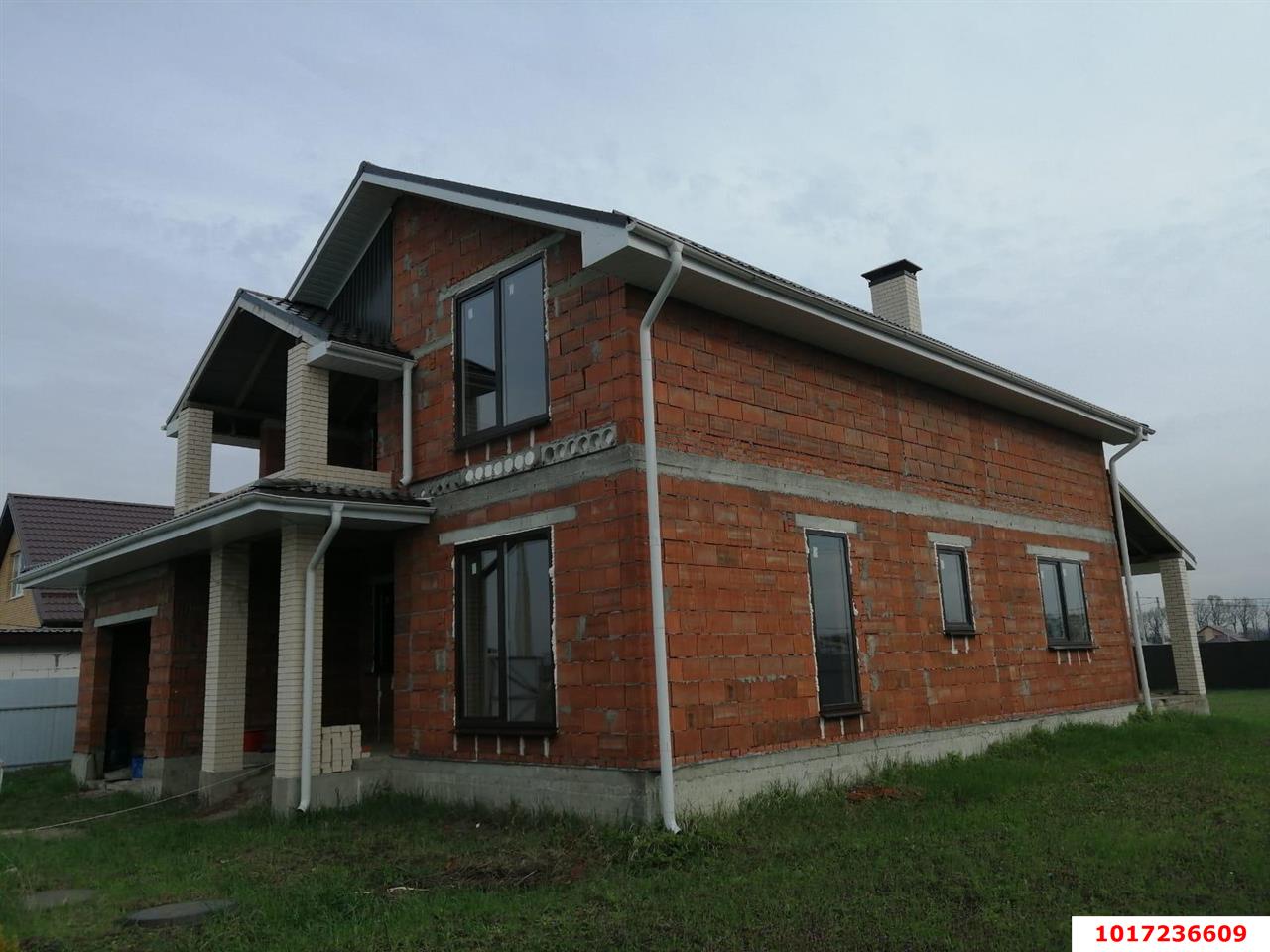 Фото №8: Дом 270&nbsp;м² + 10&nbsp;сот., 2&nbsp;эт. - Южный, мкр. Олимпийский, ул. Звёздная, 72