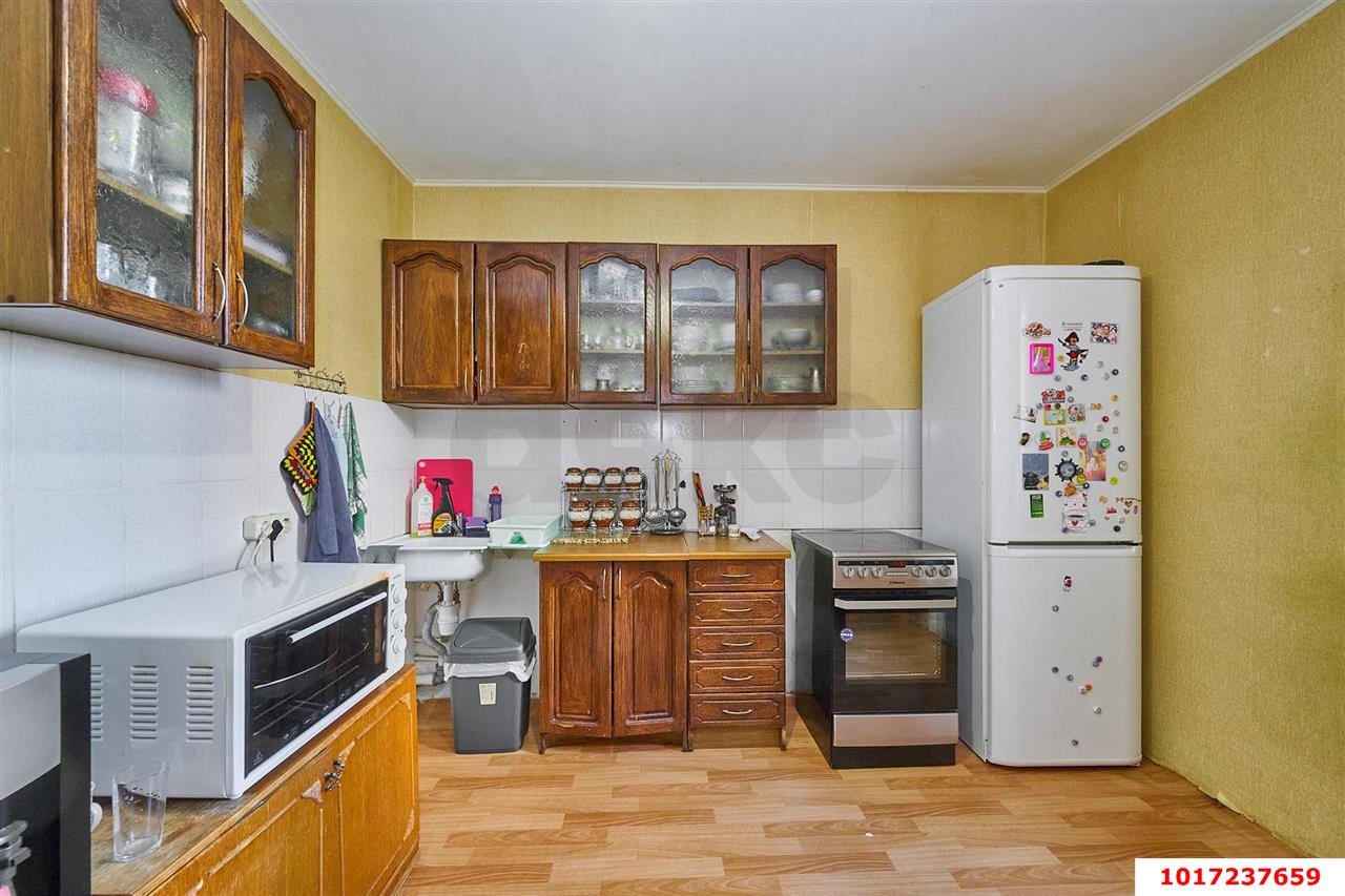 Фото №2: 2-комнатная квартира 63&nbsp;м², 2/16&nbsp;эт. - Краснодар, Прикубанский внутригородской округ, 9-й километр, мкр. Военный городок № 106, ул. имени Дзержинского, 54/15