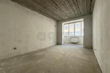Фото №1: 1-комнатная квартира 41 м², 3/5 эт. - Краснодар, мкр. Музыкальный, ул. имени Сергея Есенина, 80
