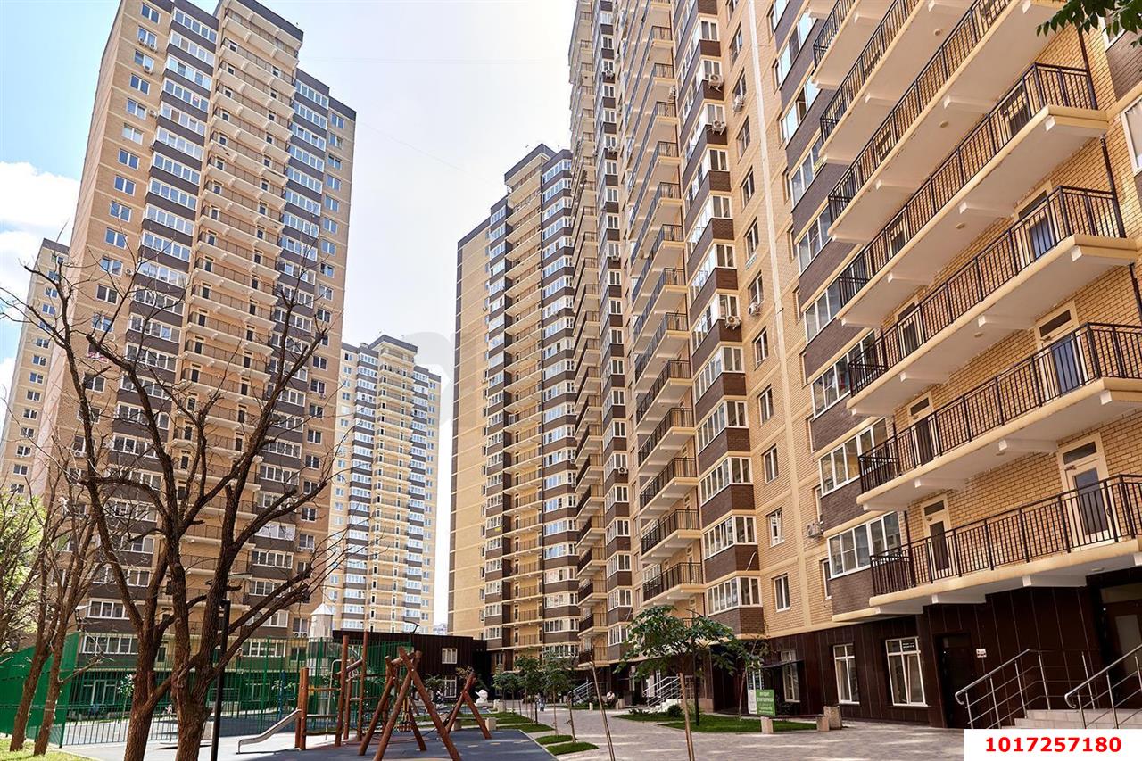 Фото №1: 2-комнатная квартира 67&nbsp;м², 23/24&nbsp;эт. - Краснодар, Прикубанский внутригородской округ, мкр. жилой комплекс Свобода, ул. Домбайская, 55