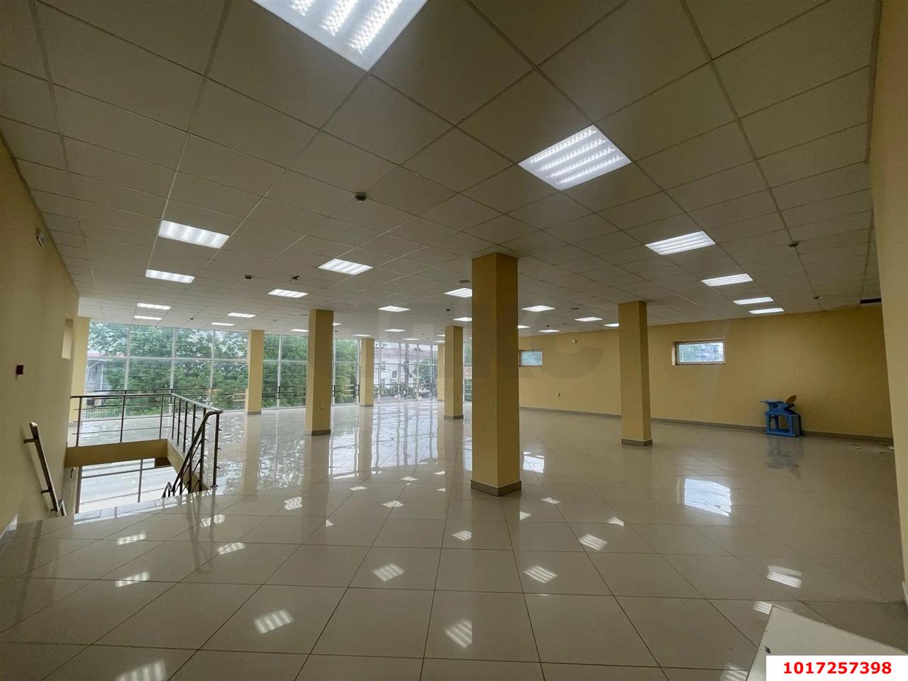 Фото №6: Отдельное здание 485&nbsp;м², 1/2&nbsp;эт. - Крымск, ул. Пролетарская