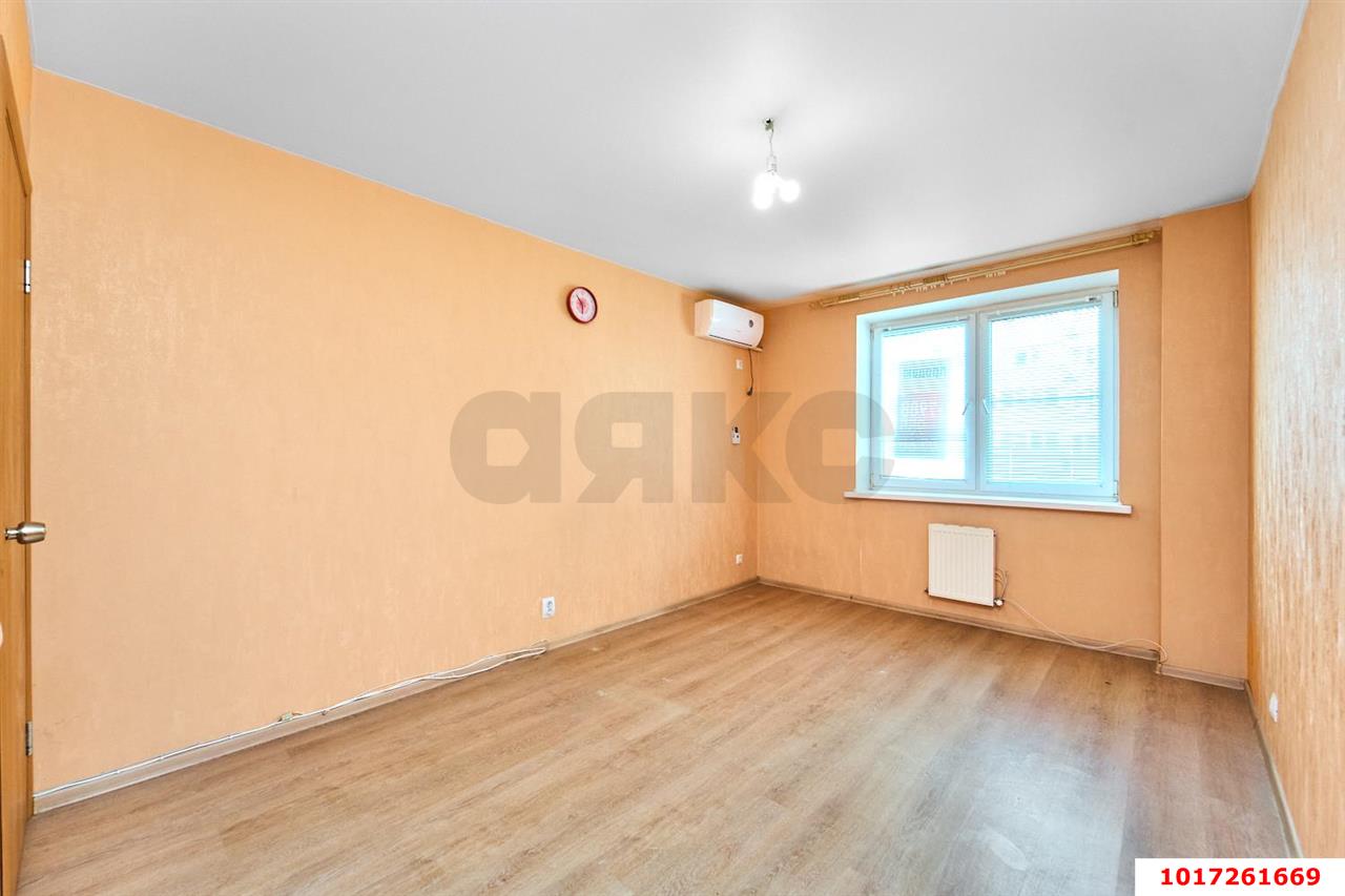 Фото №10: 1-комнатная квартира 34&nbsp;м², 7/17&nbsp;эт. - Краснодар, Прикубанский внутригородской округ, Музыкальный, ЖК Времена Года, мкр. имени Петра Метальникова, ул. Петра Метальникова, 5к1