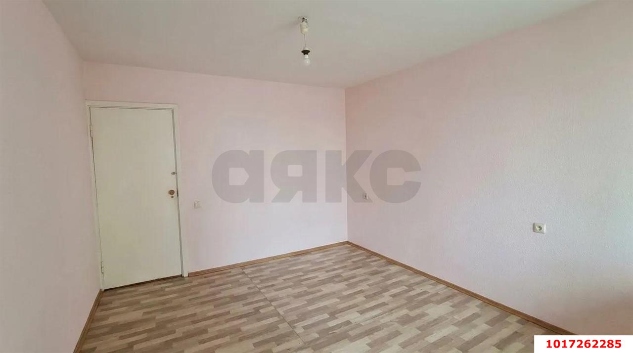 Фото №5: 2-комнатная квартира 75&nbsp;м², 7/14&nbsp;эт. - Краснодар, Западный внутригородской округ, мкр. Юбилейный, пр-кт Чекистов, 40