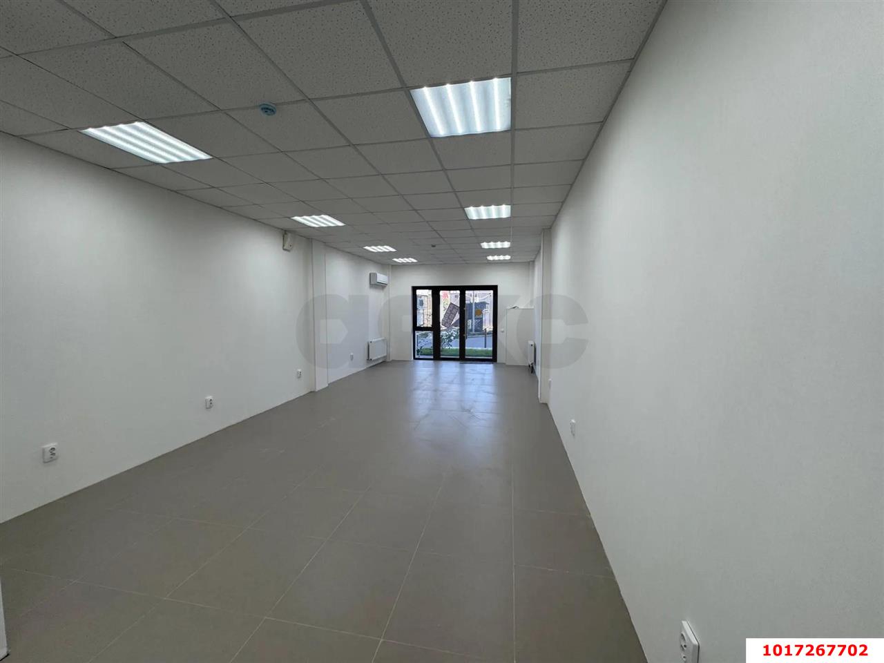 Фото №4: Офисное помещение 44&nbsp;м², 1/24&nbsp;эт. - Краснодар, Прикубанский внутригородской округ, мкр. Музыкальный, ул. Российская, 257/7