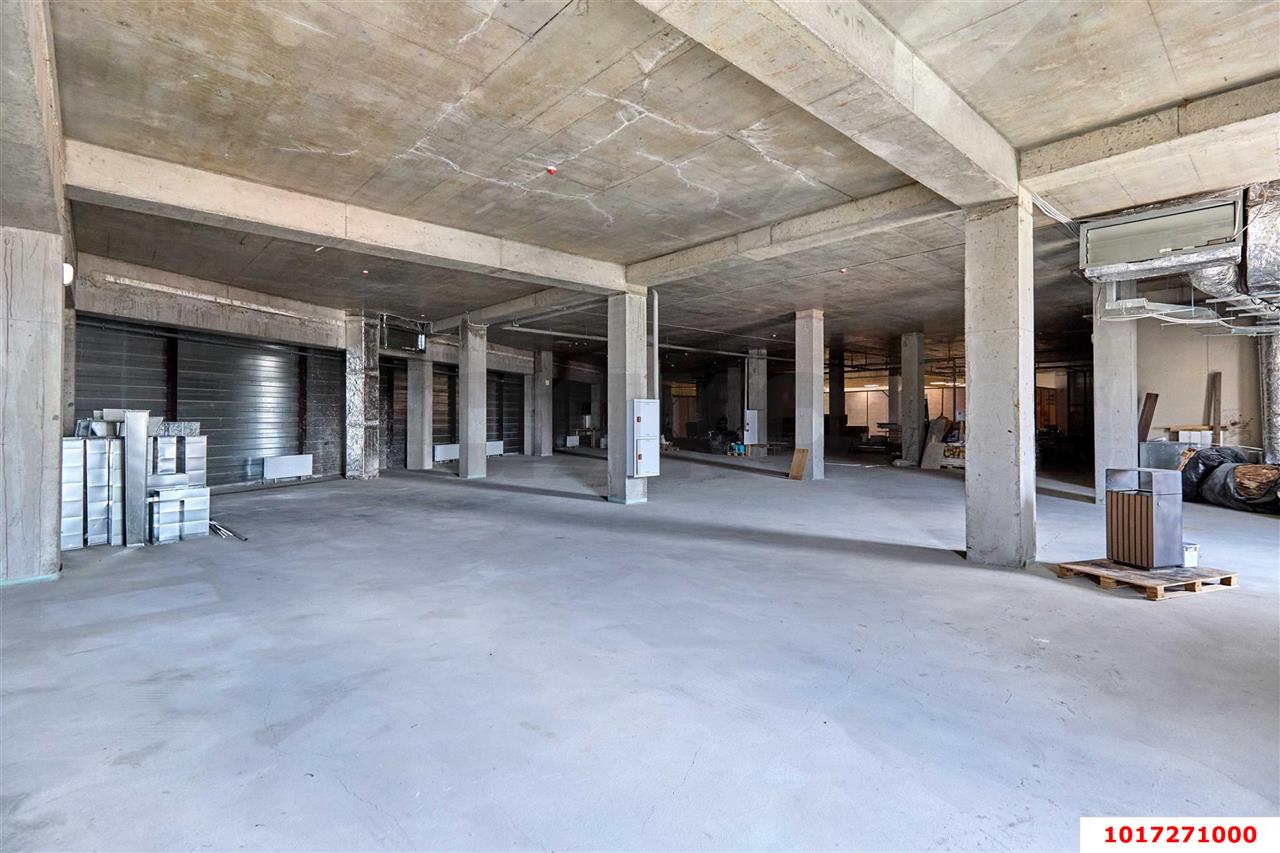 Фото №7: Торговое помещение 1150&nbsp;м², 2/3&nbsp;эт. - Пятигорск, мкр. Центр, пр-кт Калинина, 104