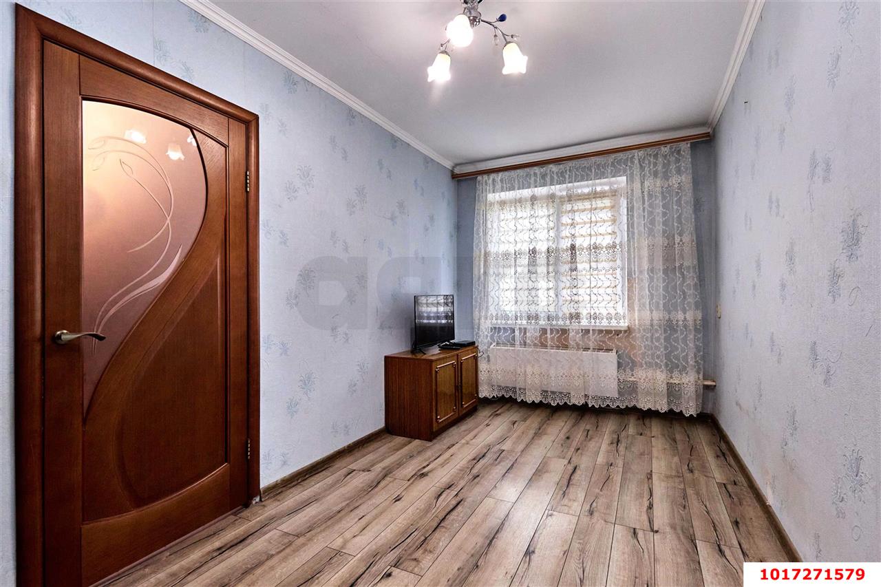 Фото №5: 2-комнатная квартира 41&nbsp;м², 1/2&nbsp;эт. - Колосистый, мкр. Прикубанский внутригородской округ, пер. Макаренко, 11