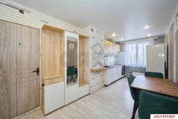 Фото №1: 2-комнатная квартира 51&nbsp;м², 9/12&nbsp;эт. - Краснодар, мкр. Комсомольский, ул. Тюляева, 6/2