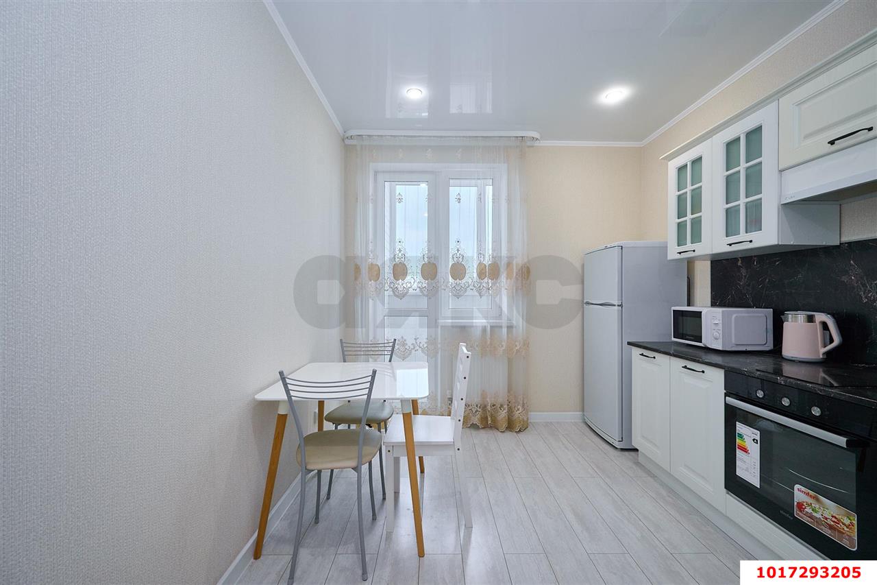Фото №4: 1-комнатная квартира 40&nbsp;м², 13/19&nbsp;эт. - Краснодар, Прикубанский внутригородской округ, имени Петра Метальникова, мкр. ЖК Победный, ул. Евгении Жигуленко, 13