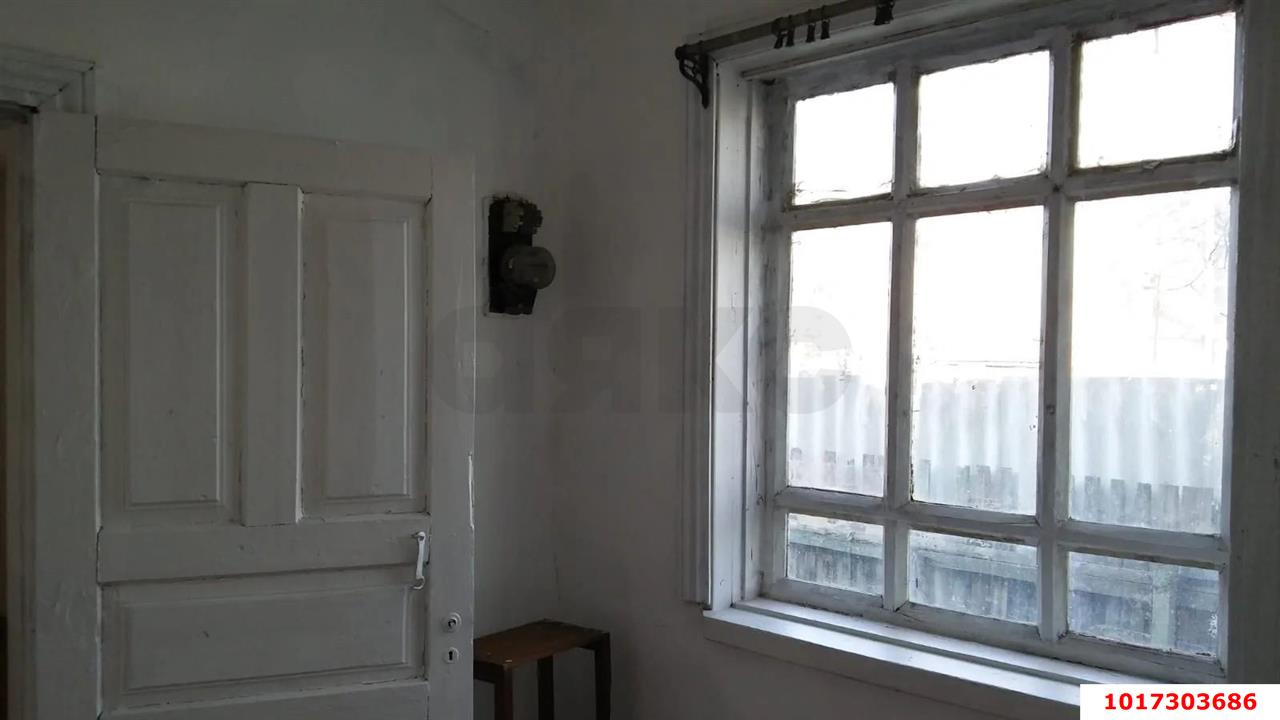 Фото №6: Дом 30&nbsp;м² + 2.8&nbsp;сот., 1&nbsp;эт. - Краснодар, Прикубанский внутригородской округ, мкр. 2-я Площадка, ул. им. Лазарева, 17