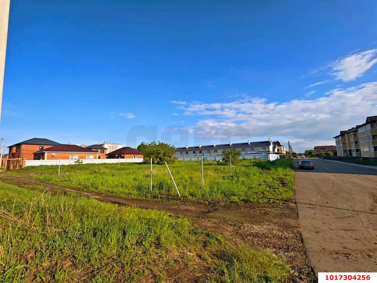 Фото №1: Земельный участок под ИЖС 7.6&nbsp;сот. - Пригородный, Карасунский внутригородской округ, мкр. Алтайский, ул. Сербская