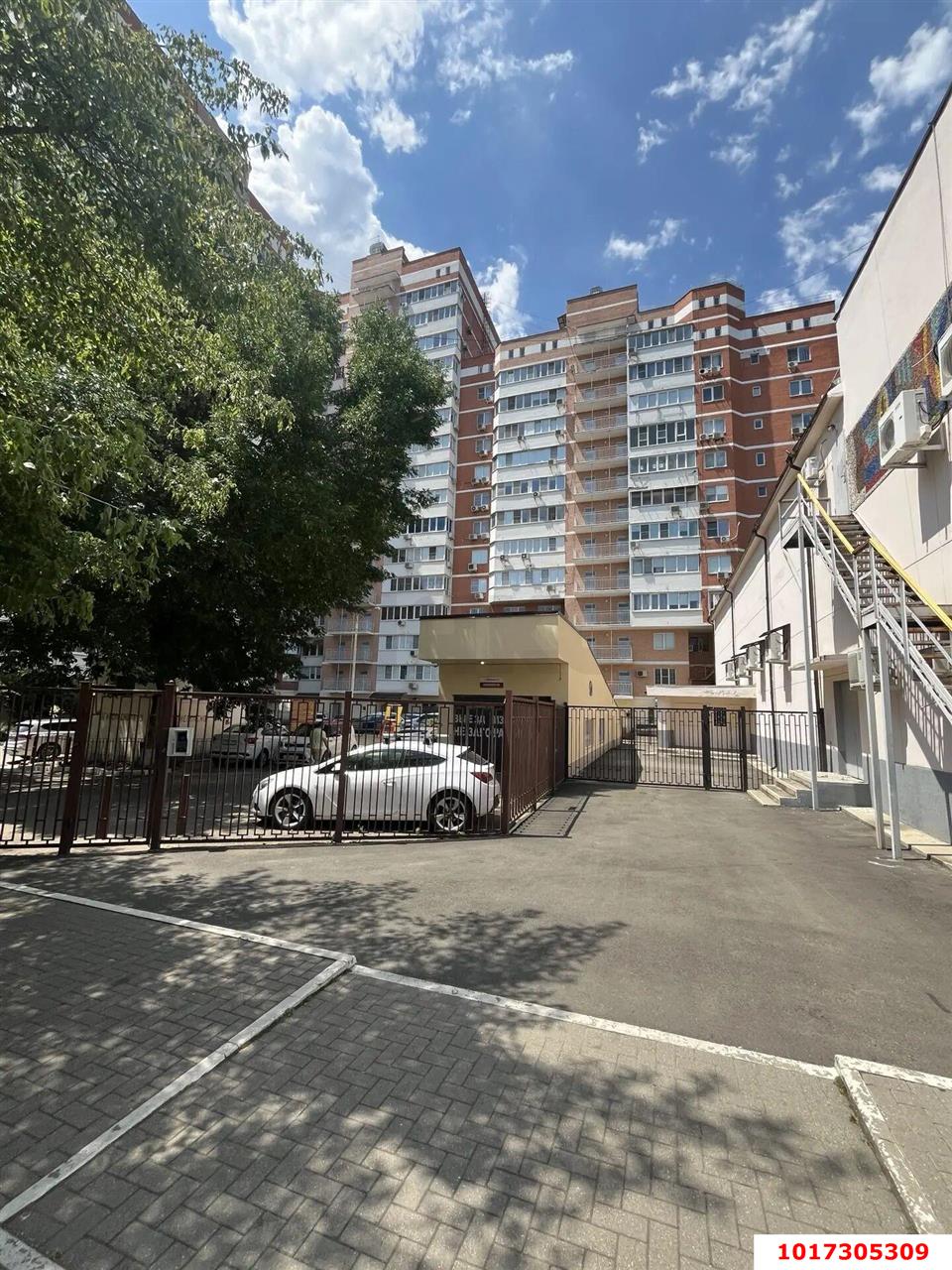 Фото №2: 3-комнатная квартира 101&nbsp;м², 2/16&nbsp;эт. - Краснодар, Прикубанский внутригородской округ, мкр. Завод Измерительных Приборов, ул. Зиповская, 11
