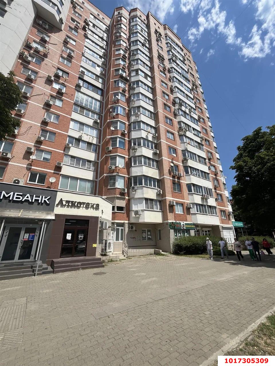 Фото №1: 3-комнатная квартира 101&nbsp;м², 2/16&nbsp;эт. - Краснодар, Прикубанский внутригородской округ, мкр. Завод Измерительных Приборов, ул. Зиповская, 11