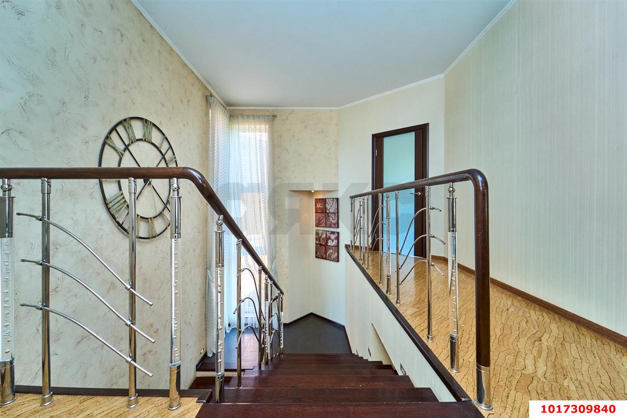 Фото №26: Дом 293&nbsp;м² + 8&nbsp;сот., 2&nbsp;эт. - Краснодар, Прикубанский внутригородской округ, мкр. имени Петра Метальникова, ул. Григория Пономаренко