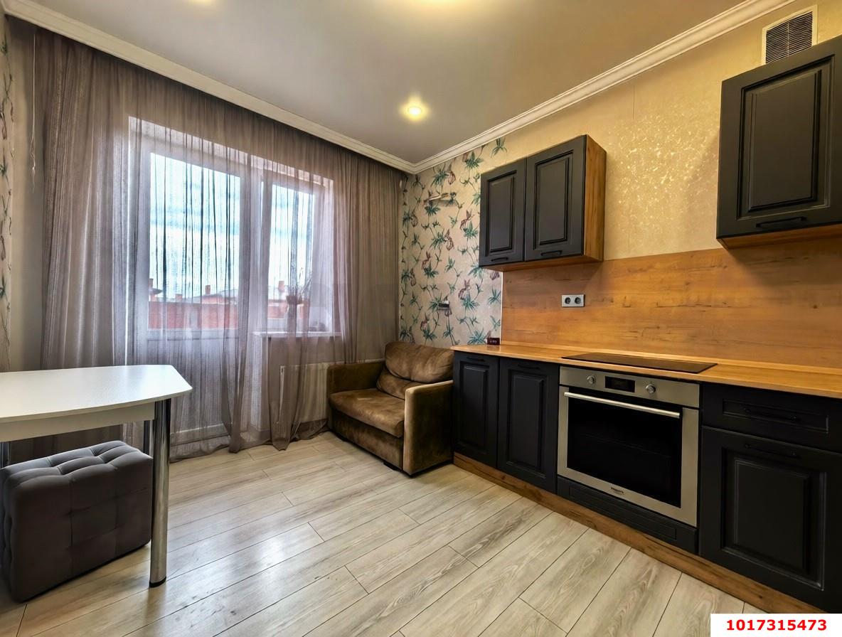 Фото №1: 1-комнатная квартира 41&nbsp;м², 5/6&nbsp;эт. - Новая Адыгея, мкр. жилой комплекс Родной Дом, ул. Бжегокайская, 31/7А