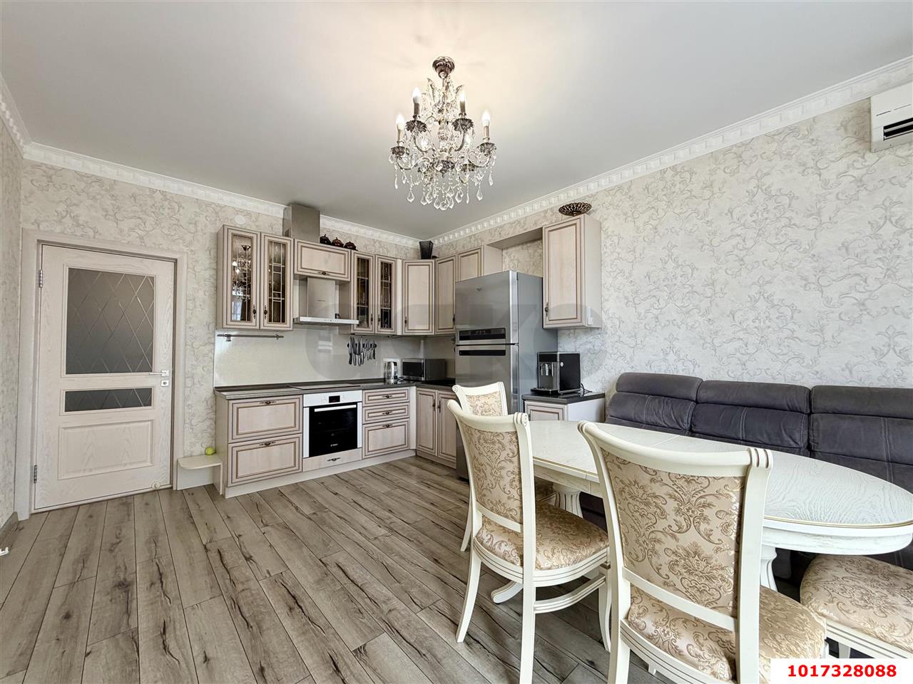 Фото №3: 3-комнатная квартира 84&nbsp;м², 14/18&nbsp;эт. - Краснодар, Прикубанский внутригородской округ, Фестивальный, ЖК Екатеринодар, мкр. Солнечный, ул. Архитектора Петина, 18/1
