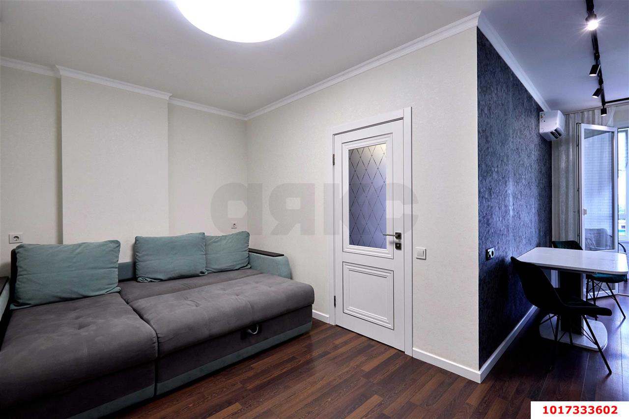 Фото №3: 1-комнатная квартира 40&nbsp;м², 8/16&nbsp;эт. - Краснодар, Прикубанский внутригородской округ, 2-я Площадка, мкр. жилой комплекс Кремлёвские Ворота, ул. Кореновская, 2к4
