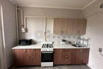 Фото №1: 1-комнатная квартира 35&nbsp;м², 2/4&nbsp;эт. - Знаменский, мкр. Карасунский внутригородской округ, ул. Гагарина, 6/4