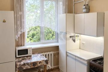 Фото №1: 3-комнатная квартира 75 м², 4/4 эт. - Краснодар, мкр. Центральный внутригородской округ, ул. Красная, 206