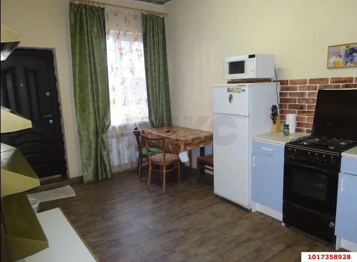 Фото №9: Дом 132&nbsp;м² + 5.5&nbsp;сот., 2&nbsp;эт. - Делюшес, мкр. Прикубанский внутригородской округ, ул. Виноградная