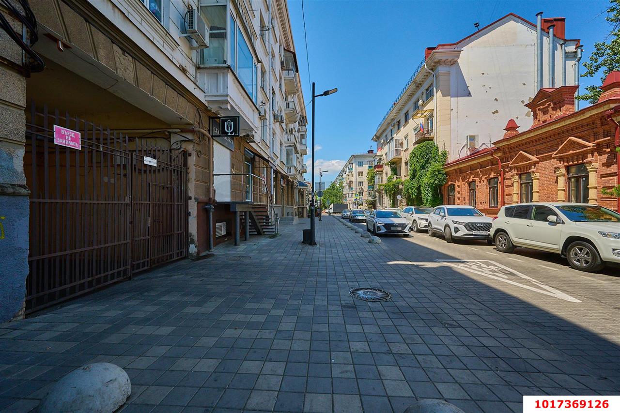 Фото №12: 1-комнатная квартира 37&nbsp;м², 2/4&nbsp;эт. - Краснодар, Центральный внутригородской округ, мкр. Центральный, ул. Чапаева, 90