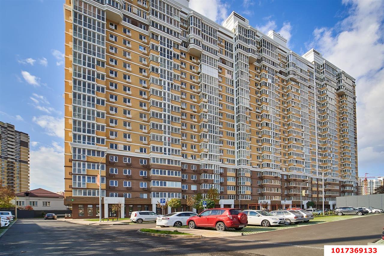 Фото №1: 2-комнатная квартира 56&nbsp;м², 9/16&nbsp;эт. - Краснодар, Центральный внутригородской округ, Табачная Фабрика, мкр. ЖК Все Свои Вип, ул. Колхозная, 5/1