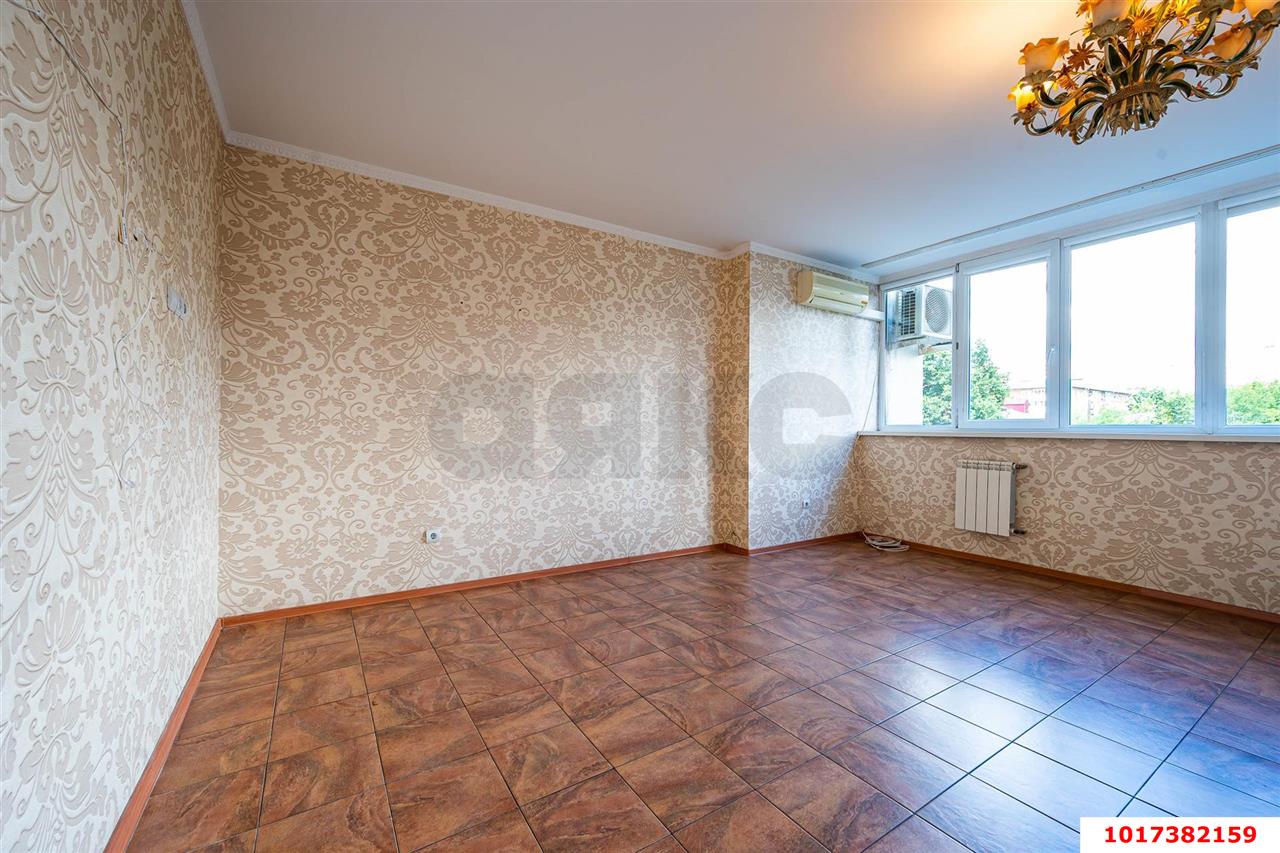 Фото №3: 3-комнатная квартира 106&nbsp;м², 2/8&nbsp;эт. - Краснодар, мкр. Западный внутригородской округ, ул. Фёдора Лузана, 19