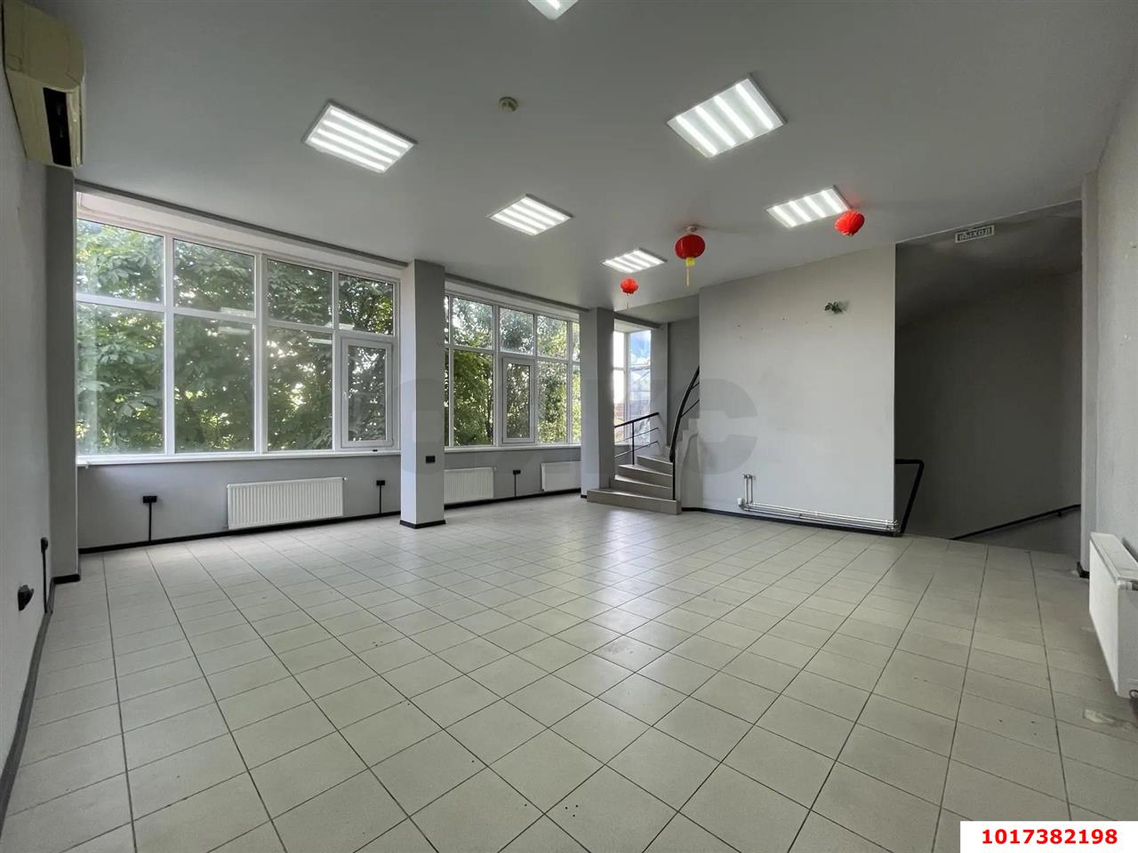 Фото №4: Отдельное здание 176&nbsp;м², 1/3&nbsp;эт. - Краснодар, Западный внутригородской округ, мкр. Центральный, ул. Октябрьская, 141