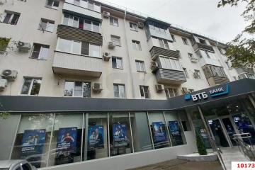 Фото №1: 3-комнатная квартира 55 м², 2/5 эт. - Краснодар, мкр. Дубинка, ул. Ставропольская, 214
