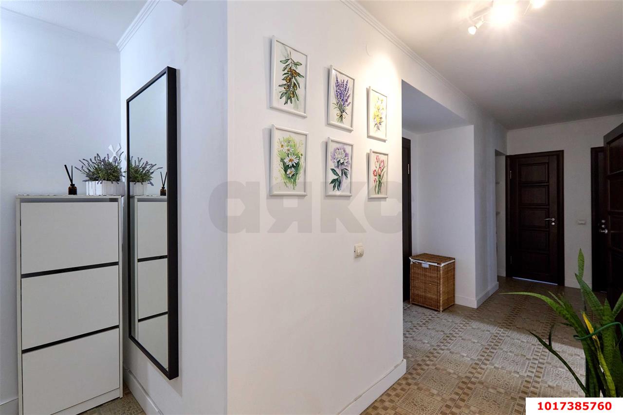 Фото №17: 2-комнатная квартира 85&nbsp;м², 9/10&nbsp;эт. - Краснодар, Прикубанский внутригородской округ, мкр. имени Н.И. Вавилова, ул. Вавилова, 18к1