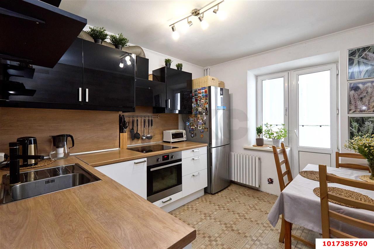 Фото №5: 2-комнатная квартира 85&nbsp;м², 9/10&nbsp;эт. - Краснодар, Прикубанский внутригородской округ, мкр. имени Н.И. Вавилова, ул. Вавилова, 18к1