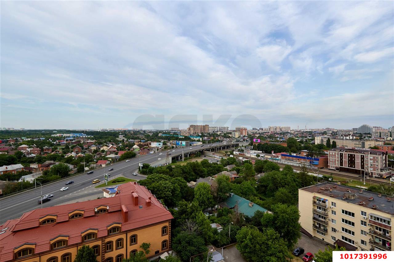 Фото №11: 1-комнатная квартира 45&nbsp;м², 13/16&nbsp;эт. - Краснодар, Центральный внутригородской округ, мкр. Школьный, ул. 9 Мая, 48/1к1