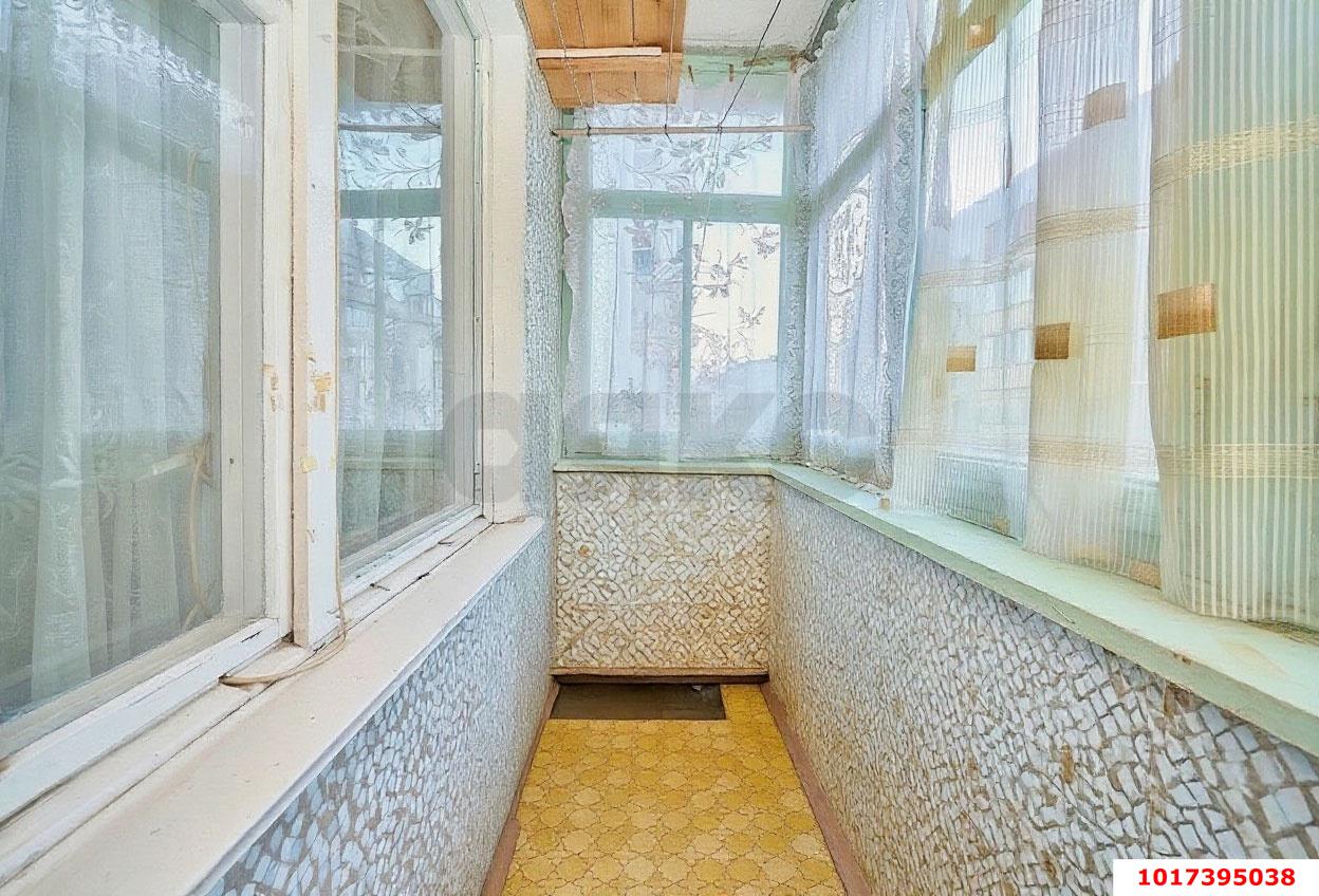 Фото №3: 1-комнатная квартира 35&nbsp;м², 6/9&nbsp;эт. - Краснодар, Прикубанский внутригородской округ, мкр. Завод Измерительных Приборов, ул. Карякина, 1
