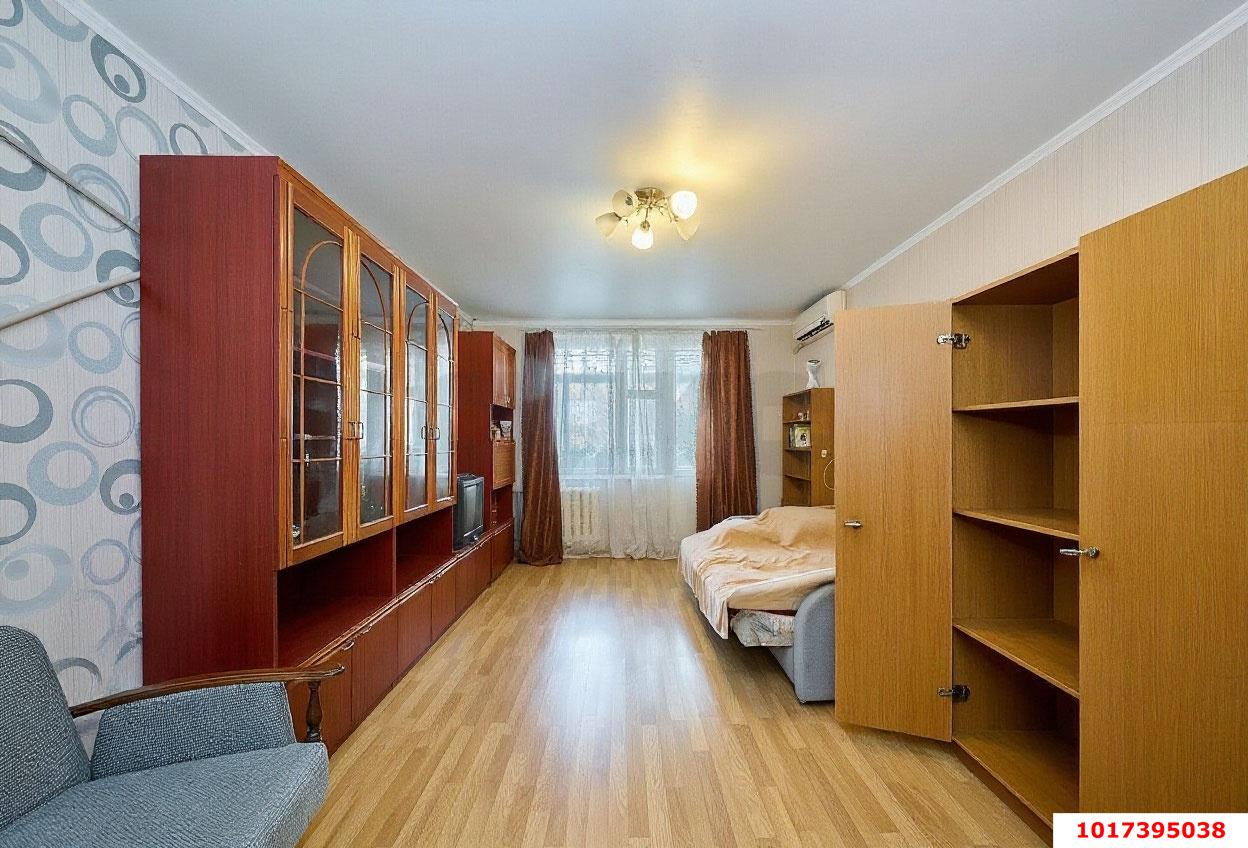 Фото №2: 1-комнатная квартира 35&nbsp;м², 6/9&nbsp;эт. - Краснодар, Прикубанский внутригородской округ, мкр. Завод Измерительных Приборов, ул. Карякина, 1