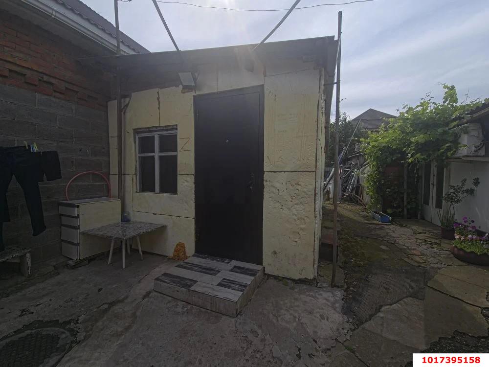Фото №13: Часть дома 59&nbsp;м² + 1.36&nbsp;сот., 1&nbsp;эт. - Краснодар, Центральный внутригородской округ, Покровка, мкр. Центральный, ул. Ломоносова, 23