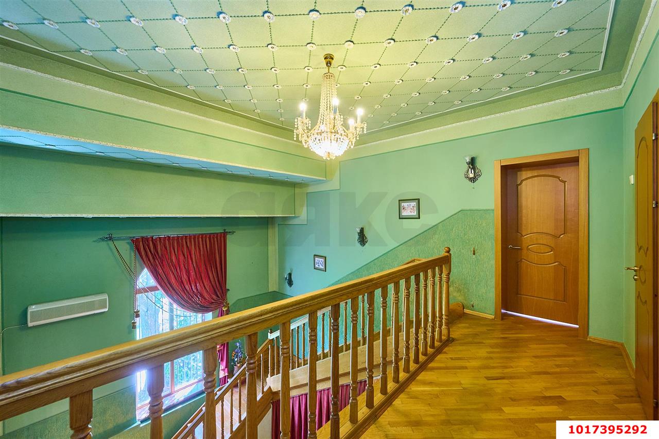 Фото №5: Дом 170&nbsp;м² + 4.19&nbsp;сот., 2&nbsp;эт. - Краснодар, Прикубанский внутригородской округ, Калинино, мкр. Завод Радиоизмерительных Приборов, б-р Интернациональный