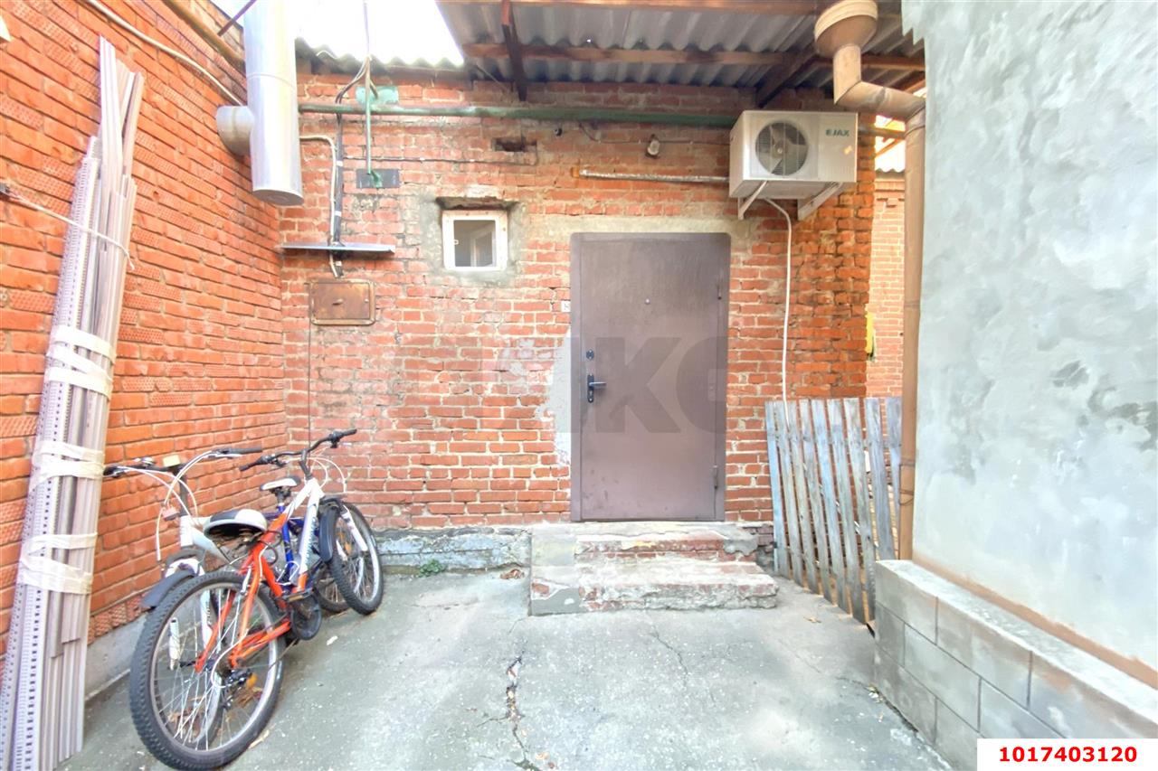 Фото №10: 1-комнатная квартира 28&nbsp;м², 1/1&nbsp;эт. - Краснодар, Западный внутригородской округ, мкр. Центральный, ул. Кирова, 57