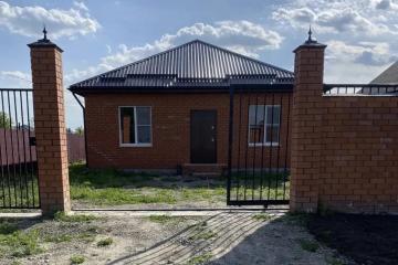 Фото №1: Дом 70 м² + 6 сот., 1 эт. - Октябрьский, мкр. Прикубанский внутригородской округ, ул. Извилистая, 75