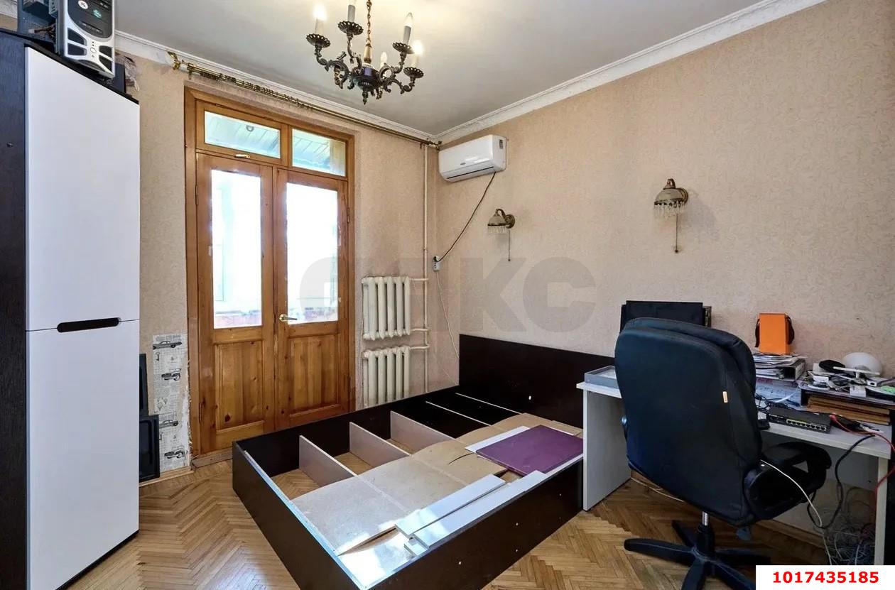 Фото №6: 2-комнатная квартира 59&nbsp;м², 3/3&nbsp;эт. - Краснодар, Центральный внутригородской округ, мкр. 40 лет Победы, ул. Садовая, 214